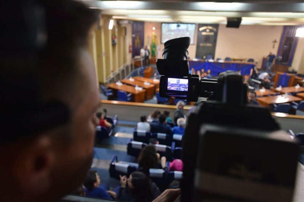 Sessões da Câmara de Vereadores passam a ser transmitidas em canal aberto