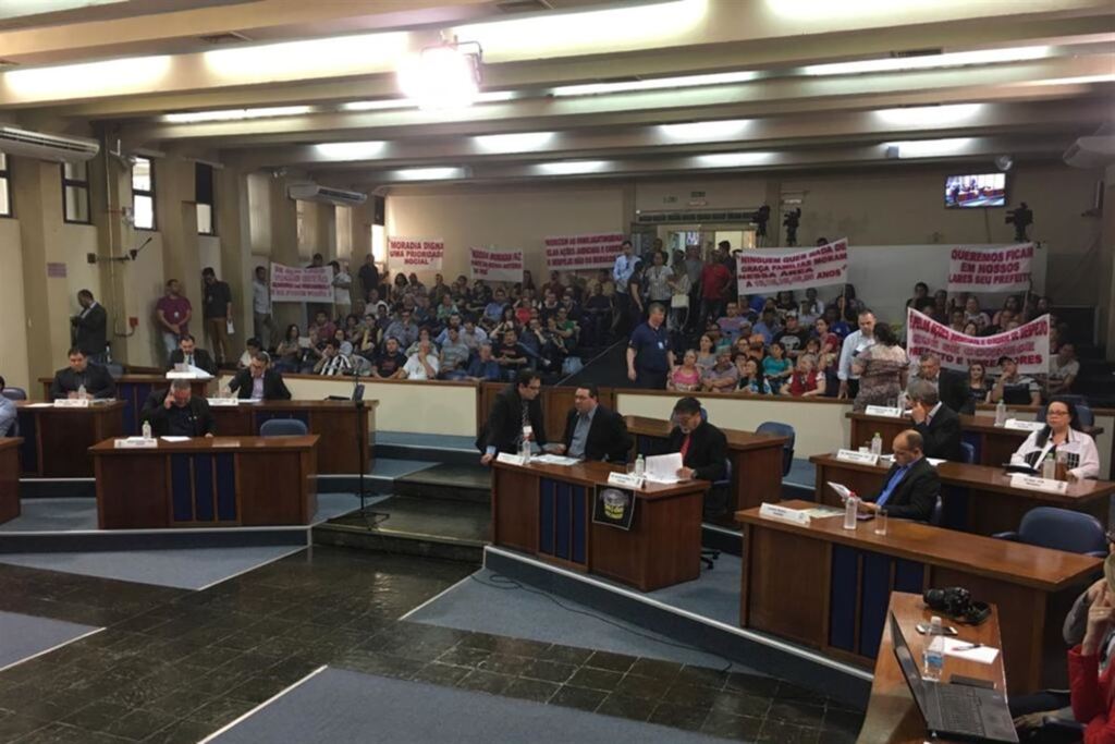 Em pauta, a situação dos moradores na linha férrea em Santa Maria