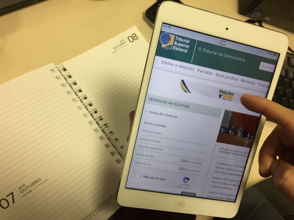 Internet ajuda a saber o que é verdade e o que é fake sobre seu candidato