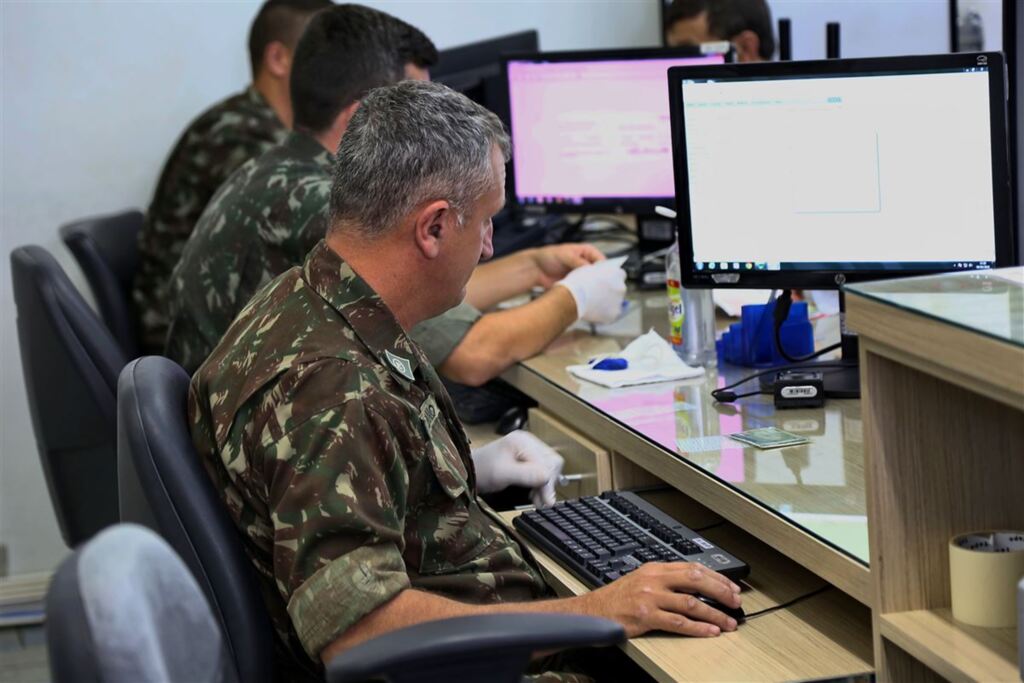 Eleitores têm até início de maio para fazer e transferir título