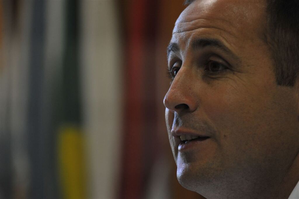 Novo presidente da Câmara diz que prefeito não dialogou com vereadores