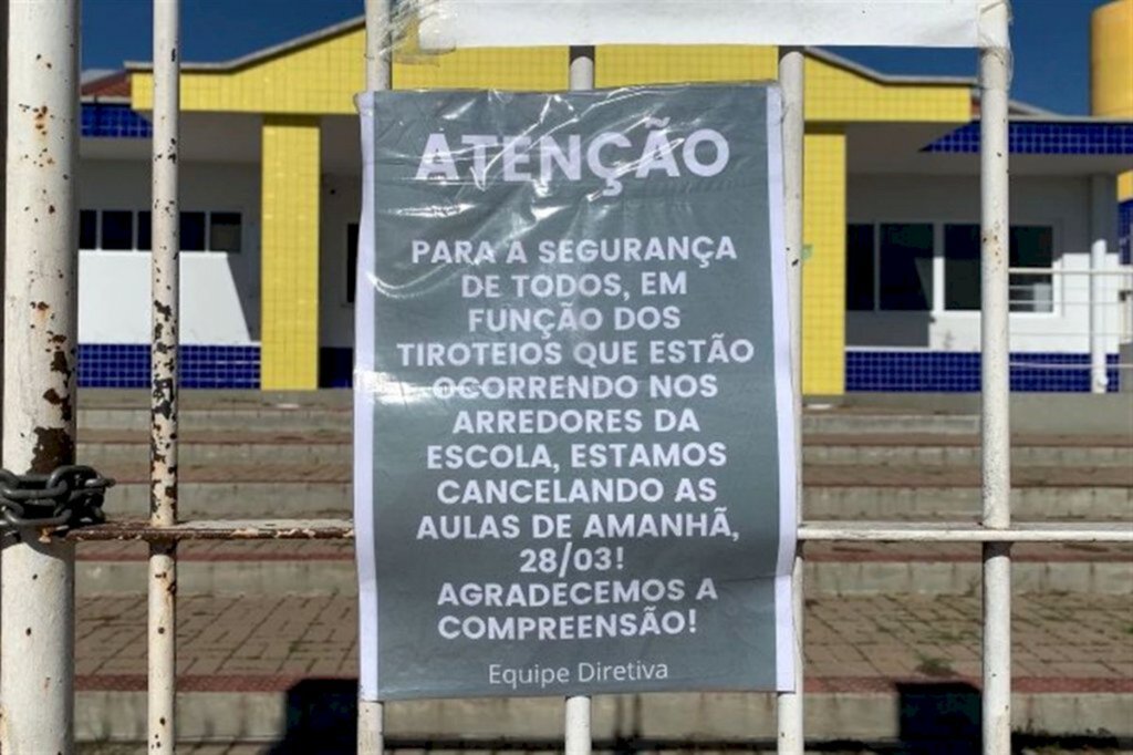 VÍDEO: Após tiroteios, escola de Educação Infantil suspende aulas no Cipriano da Rocha
