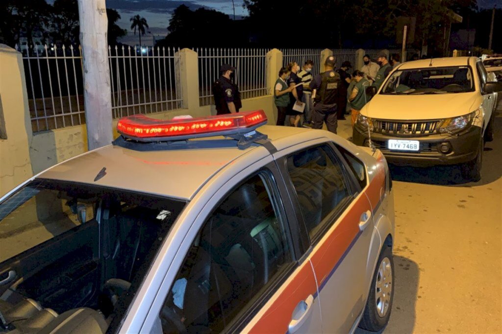 Força-tarefa fiscalizou 18 locais entre noite de sexta e madrugada de sábado