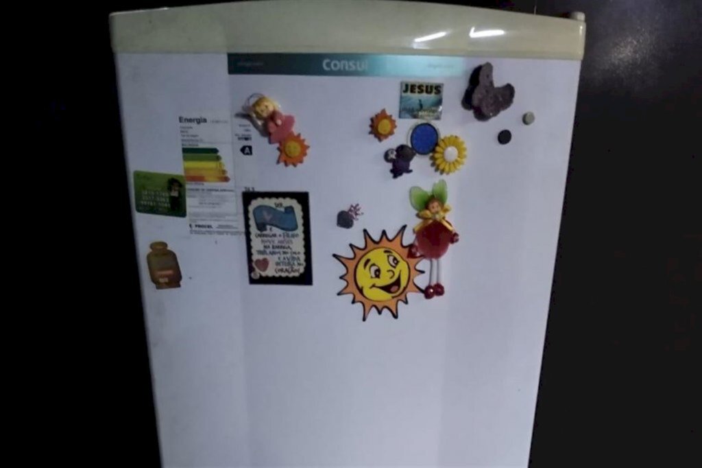 Trio é detido por furto, e geladeira é apreendida no centro de Santa Maria