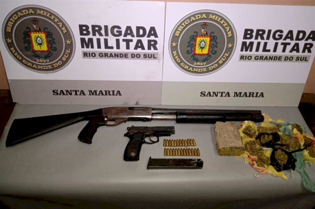 Armas e 640g de maconha são apreendidos na região oeste de Santa Maria