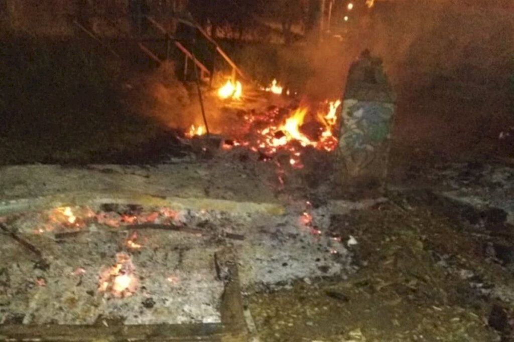 título imagem Incêndio atinge pista de skate do Centro Desportivo Municipal