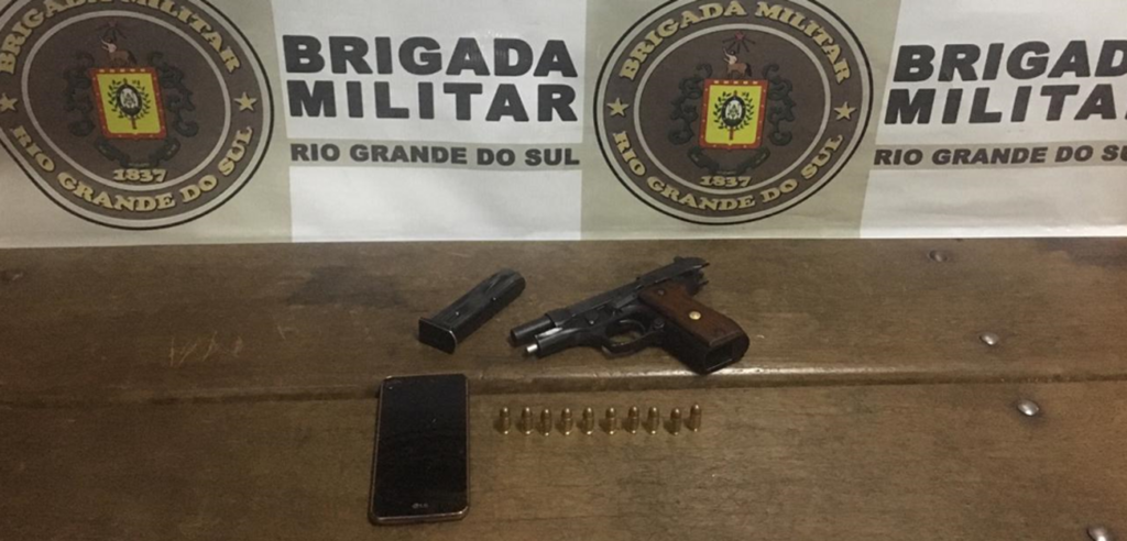 Jovem é preso por porte ilegal de arma em Santa Maria