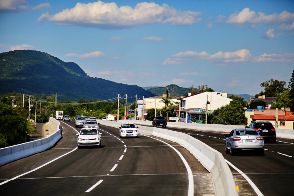 Três acidentes deixam danos materiais em rodovias estaduais de Santa Maria