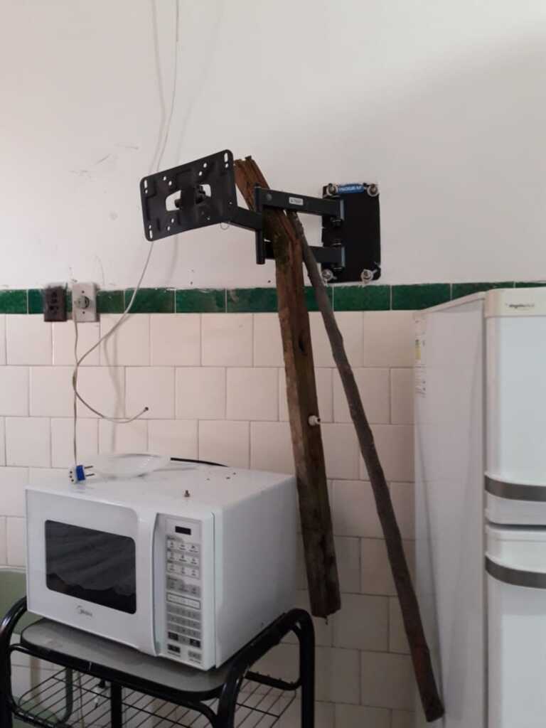 título imagem Após arrombamento, escola suspende aulas em Santa Maria