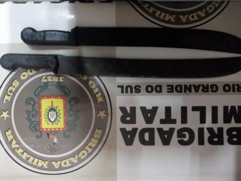 Dupla é detida pela BM após assalto a pedestre em Santa Maria