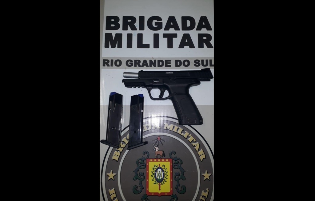 título imagem Jovem armado com pistola é preso na Região Oeste de Santa Maria