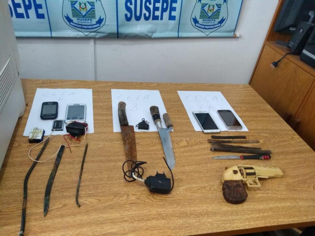 Agentes da Susepe fazem revista no Presídio de Agudo