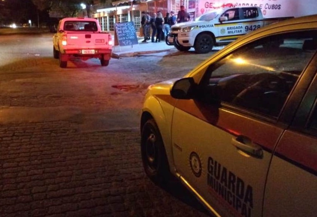 título imagem Cinco distribuidoras de bebidas e um bar são fechados pela prefeitura em Santa Maria