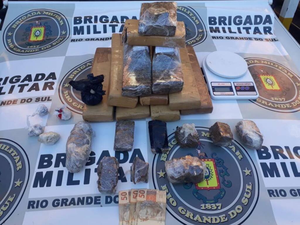 Adolescente é apreendida com mala com quase 10 kg de maconha em Santa Maria