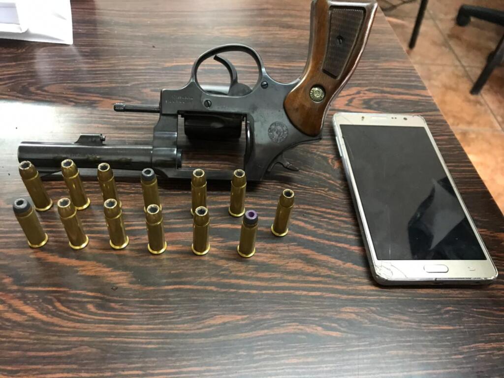 Jovem armado com revólver é detido na Região Norte de Santa Maria