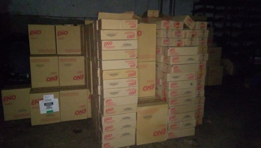 Quatro são presos com 22 toneladas de sal de frutas roubadas na região