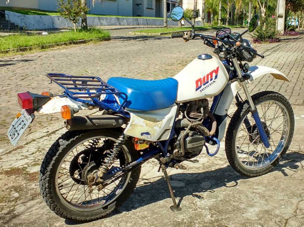 Em menos de quatro horas, dois veículos são furtados em Camobi