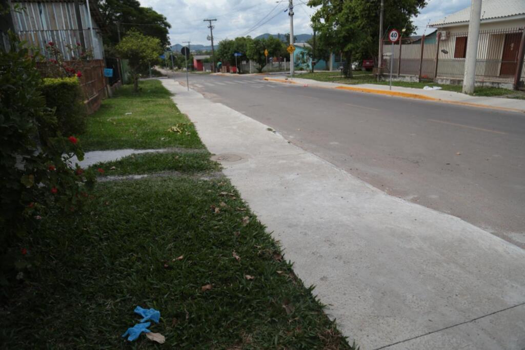 Jovem é assassinado a tiros na frente de casa em Santa Maria