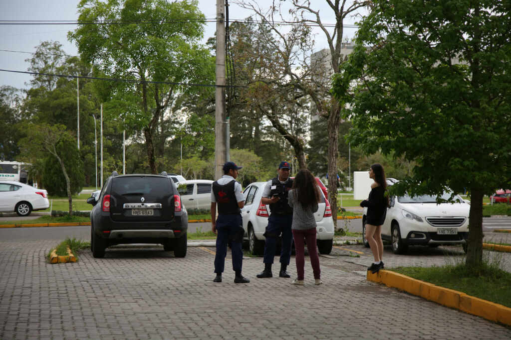 Posts em redes sociais sobre possível homem armado em prédio da UFSM geram apreensão
