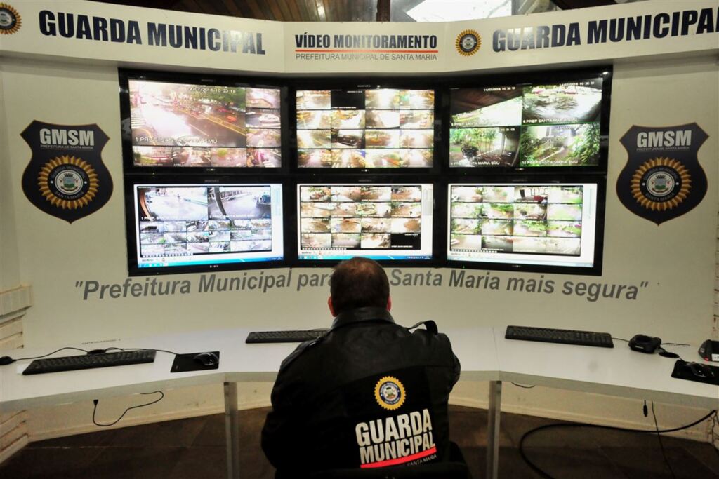 Câmeras de lojas poderão ser acessadas em tempo real por órgãos de policiamento