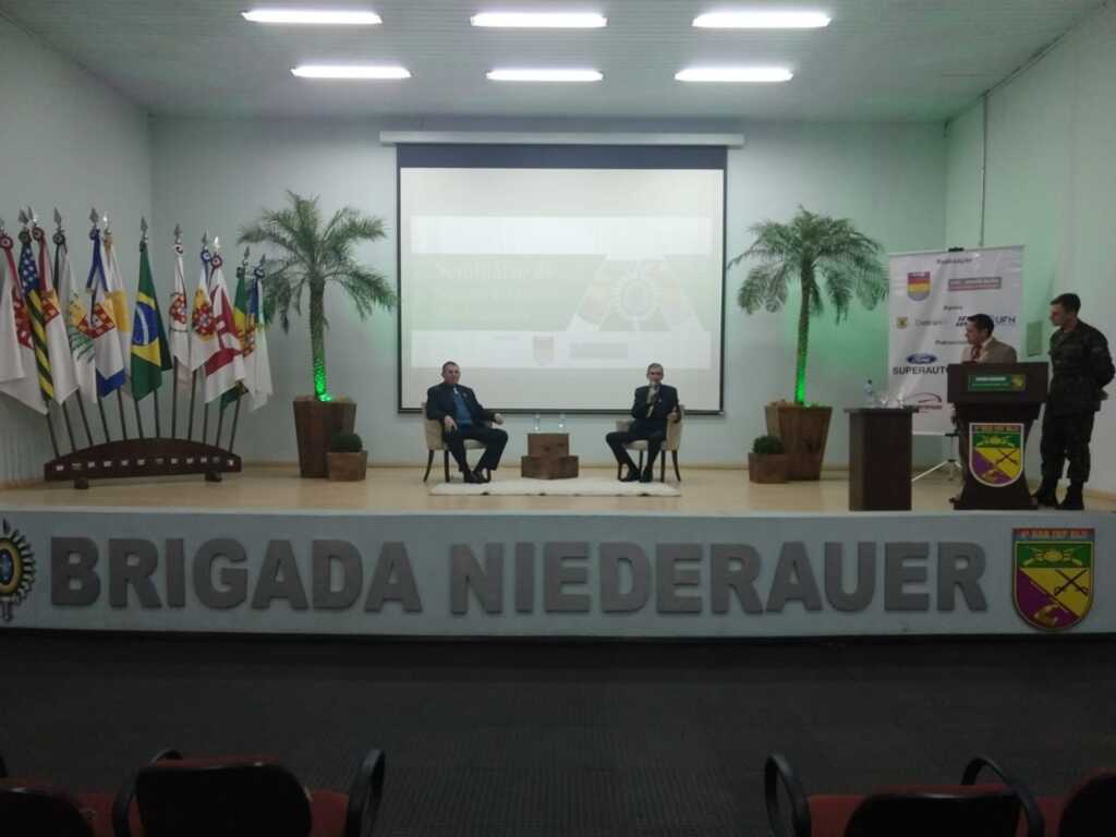 Exército promove seminário para diminuir acidentes e mortes de trânsito