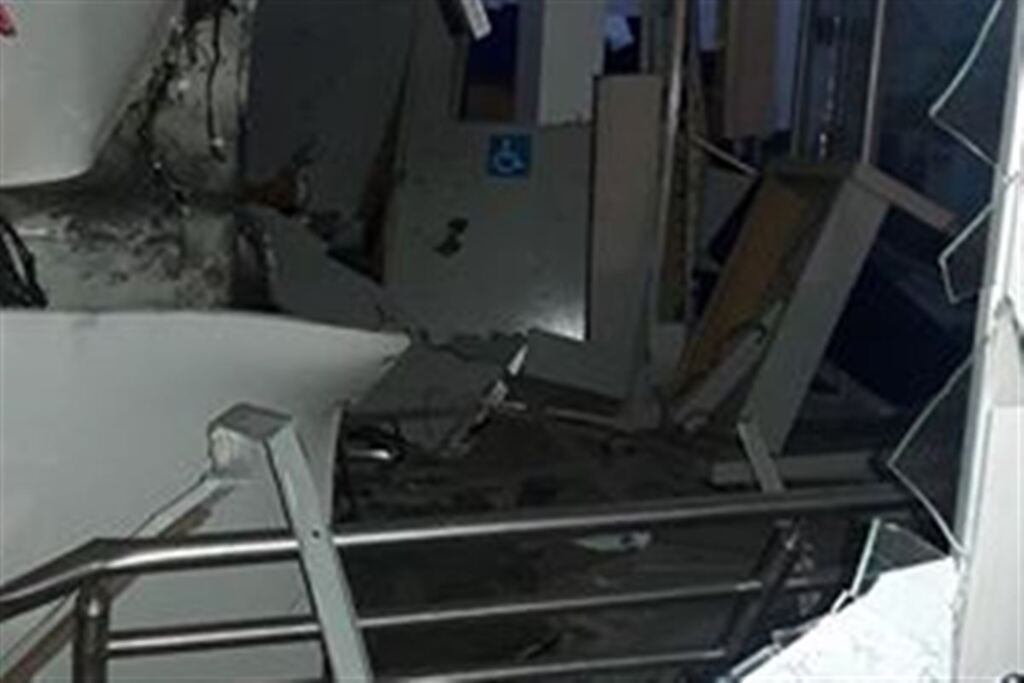 Bandidos explodem e arrombam bancos em Formigueiro