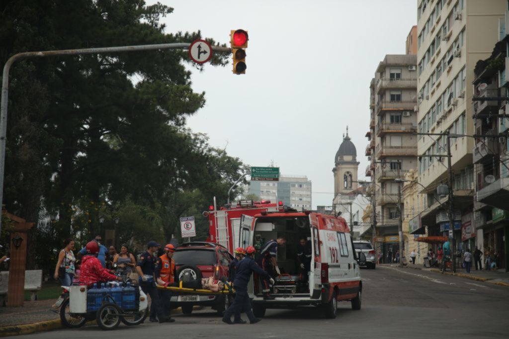 Idosa é atropelada no Centro de Santa Maria