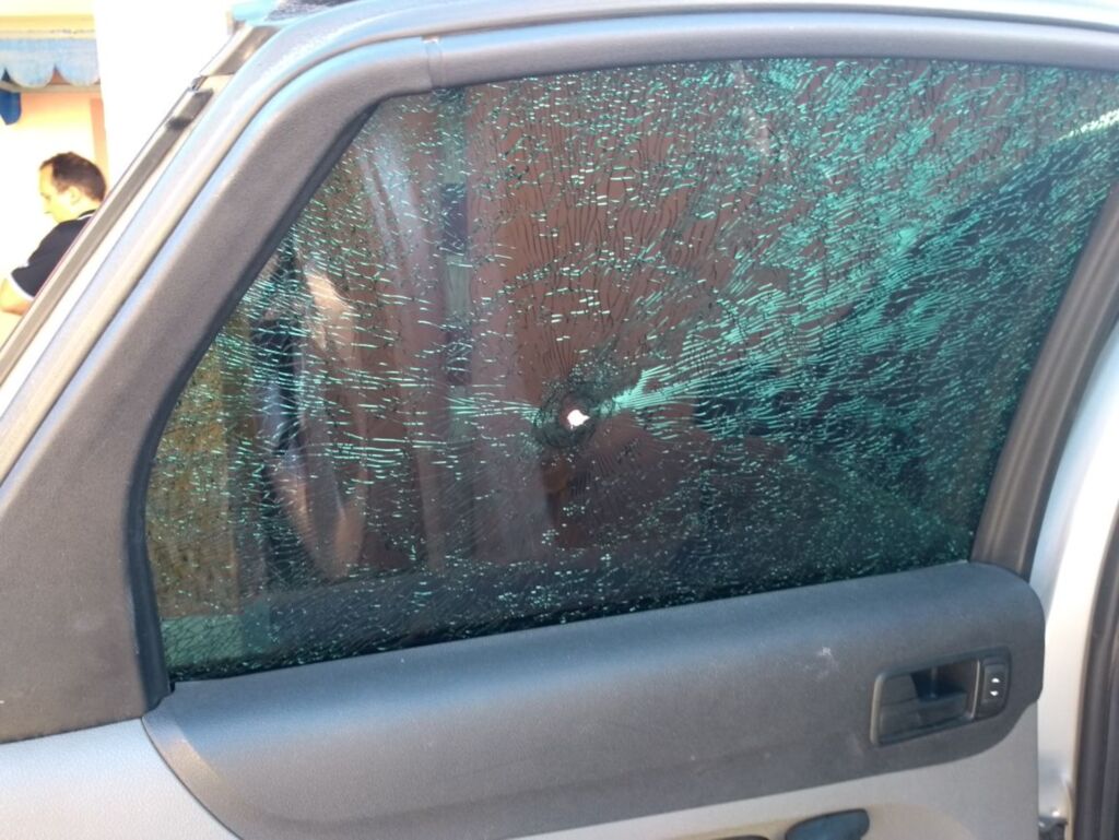 Cinco são presos após troca de tiros com policiais