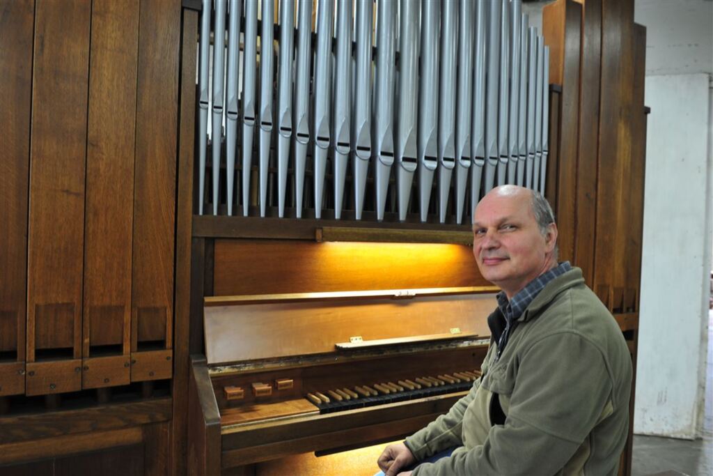 título imagem Morre, aos 60 anos, fabricante de órgãos de tubo Manfred Worlitscheck