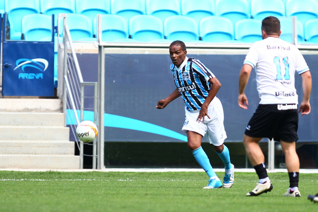 Ídolo do Grêmio, Tarciso Flecha Negra morre aos 67 anos