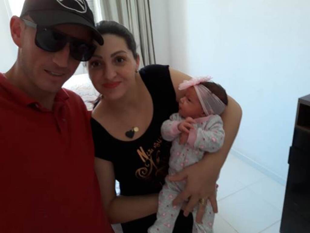 Nasceu Mariana Brauner Tomazoni