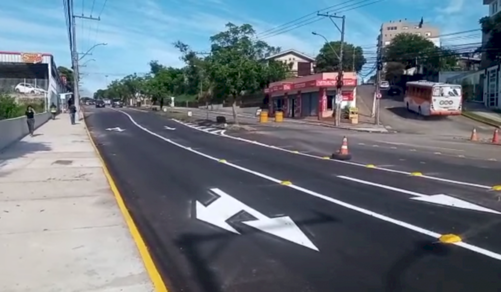 Avenida Presidente Vargas tem trânsito liberado em um dos sentidos