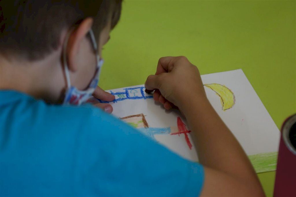 Campanha arrecada materiais escolares em Santa Maria
