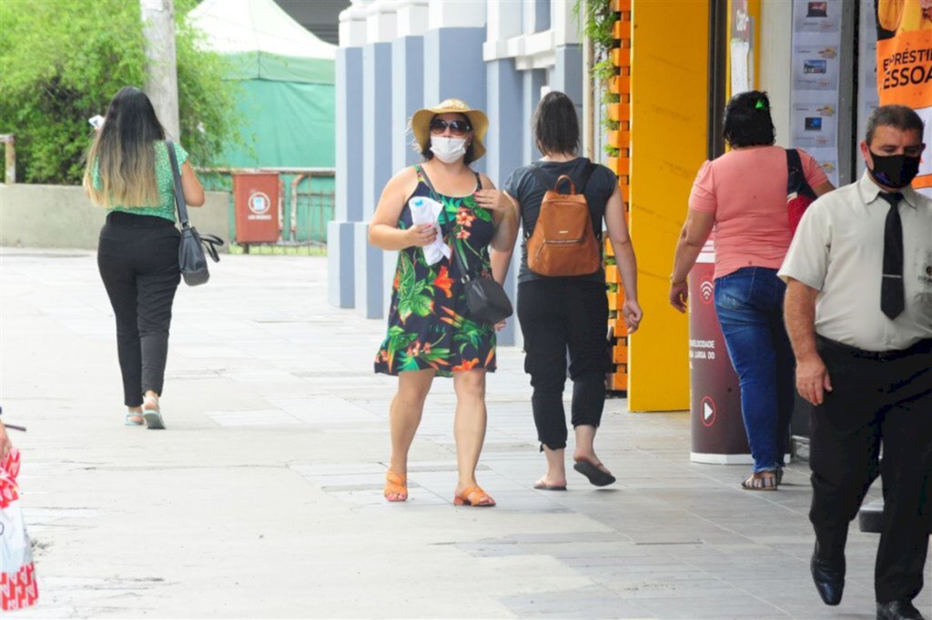 VÍDEO: sensação térmica deve chegar a 45ºC neste final de semana em Santa Maria