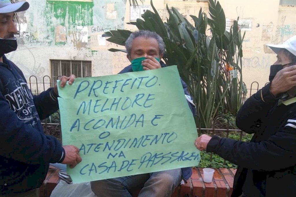 título imagem O tradicional Café da Tarde Solidário retorna a suas atividades no primeiro dia do ano
