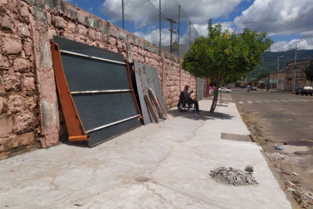 Paradas de ônibus do Bairro Salgado Filho vão ser substituídas