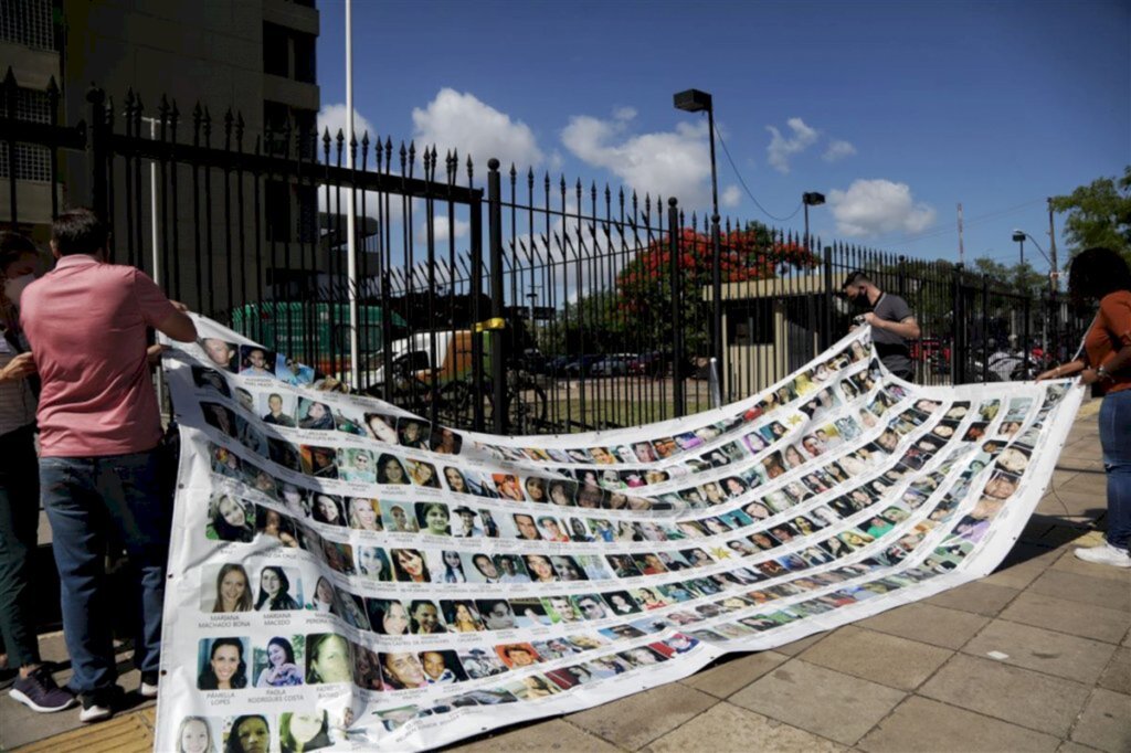 FOTOS: em imagens, como foi o segundo dia de júri da Kiss