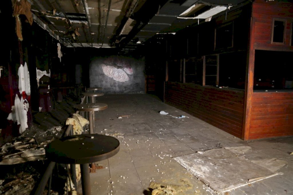 Desolação e memórias trágicas: quase nove anos depois, veja como está o interior do prédio da Kiss