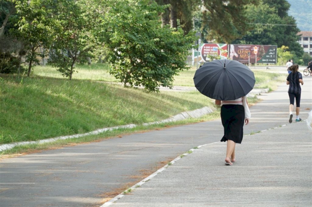 Semana começa com altas temperaturas, mas feriado pode ser de chuva em Santa Maria