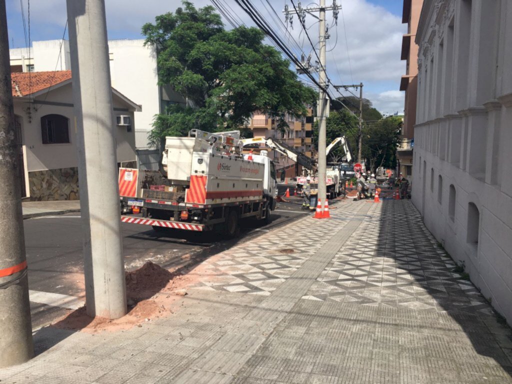 Trecho do Centro tem bloqueio total no trânsito nesta sexta-feira