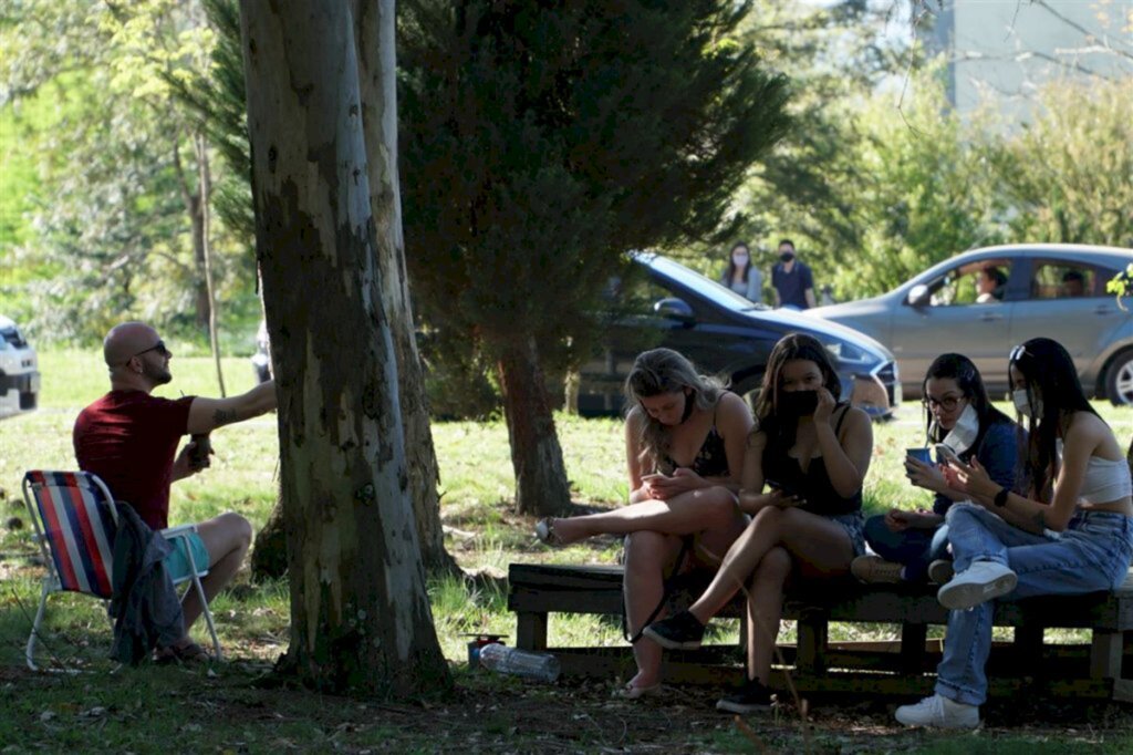 Sol e calor levam santa-marienses para campus da UFSM no primeiro final de semana de reabertura