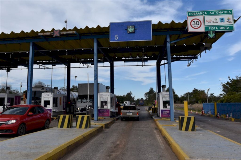 Pedágios da RSC-287 têm atendimento lento no primeiro dia sob gestão de nova concessionária