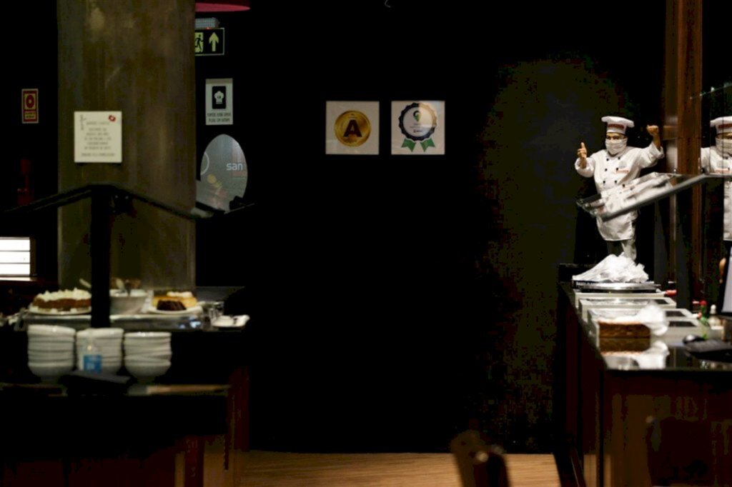 Ampliado horário de funcionamento de bares, restaurantes e música ao vivo