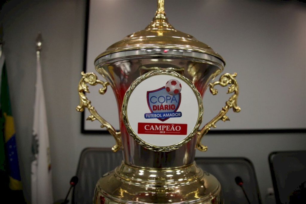 VÍDEO: Diáro celebra 19 anos e relembra a trajetória em 19 atos