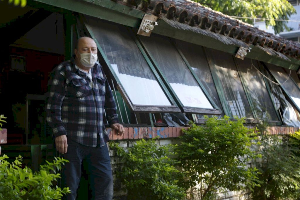 VÍDEO: clientes e amigos se mobilizam para manter tradicional bar de Santa Maria em funcionamento