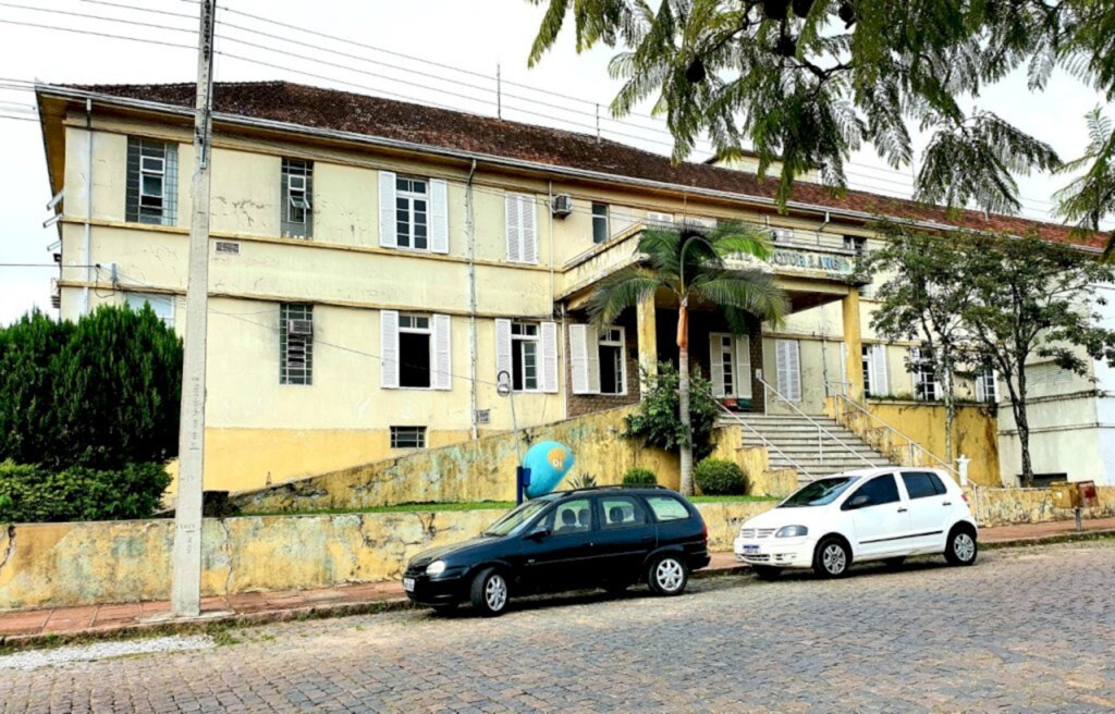 Hospitais de Caçapava do Sul e Santiago ampliam capacidades para leitos clínicos