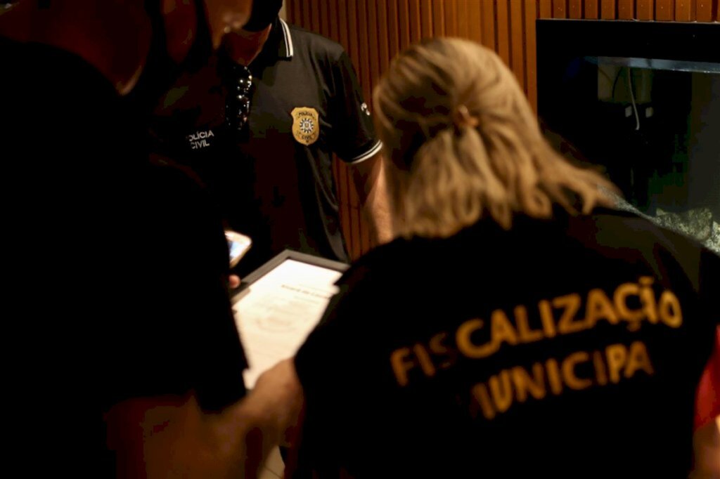 Autoridades intensificam fiscalização e flagram irregularidades em Santa Maria