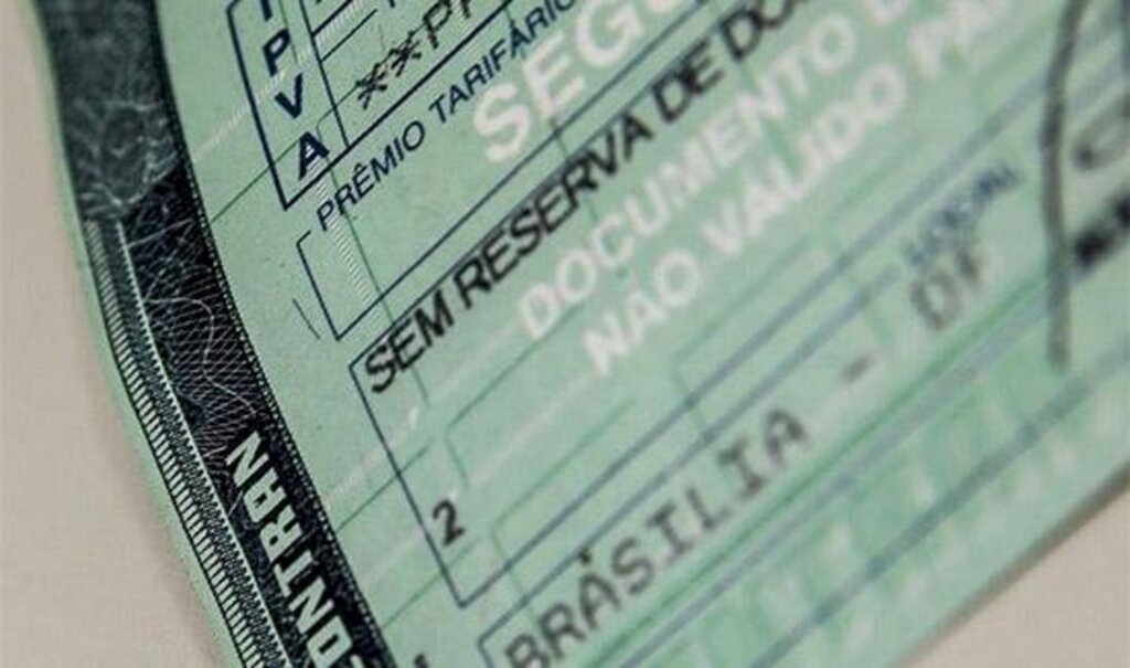 Liminar determina que Detran volte a emitir documentos impressos