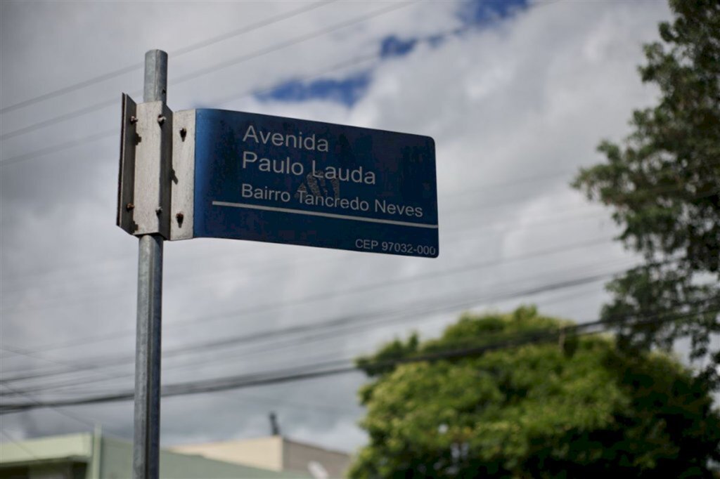 VÍDEO: 400 placas são instaladas, mas falta de sinalização ainda confunde o trânsito
