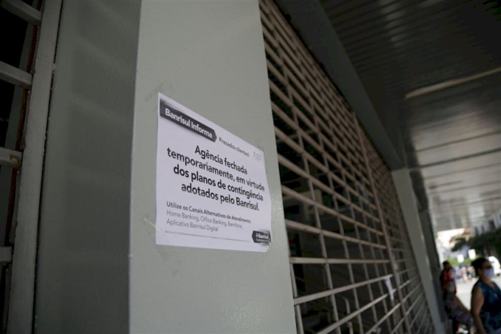 Agência do Banrisul é temporariamente fechada após funcionário testar positivo para a Covid-19